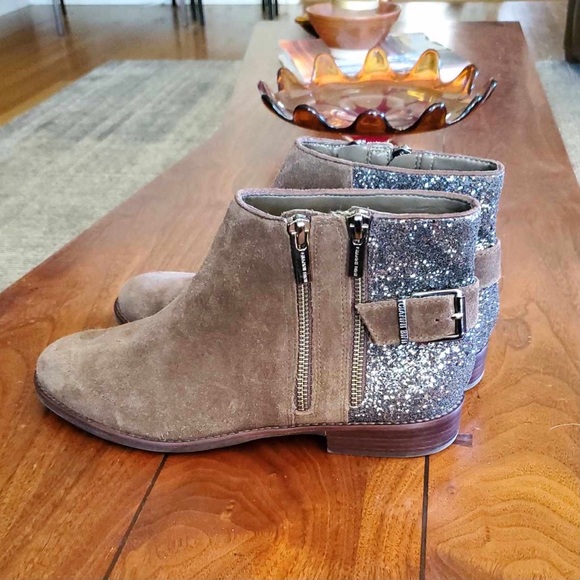 Gianni Bini Macke Suede Boot Brown Size 8.5 - Picture 5 of 11